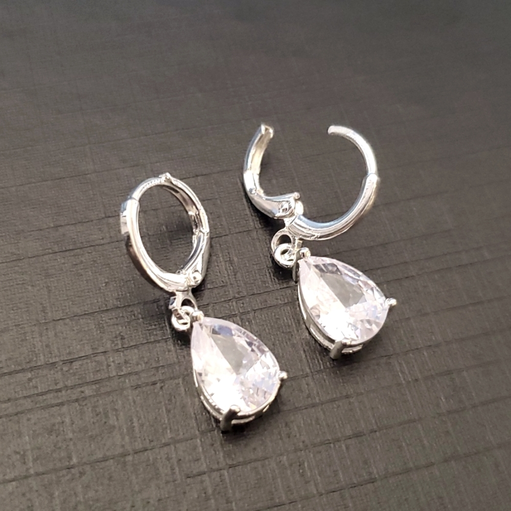 Waterdrop dangle cuff earrings